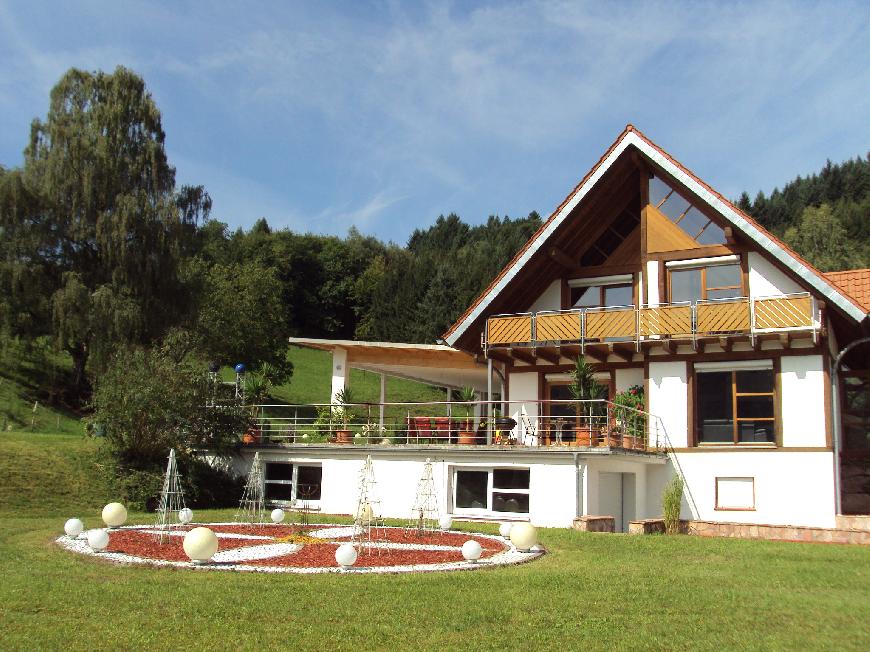 Exclusives Ferienhaus mit Pool