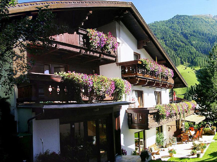 Pension Ferienhaus Gulla in  Neustift im Stubaital