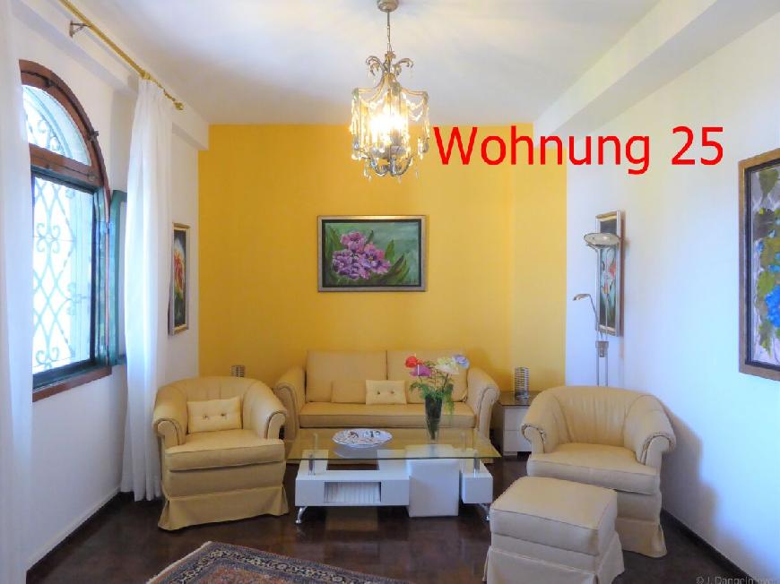 Villa Erika Ferienwohnung E25 80 qm in Caniço