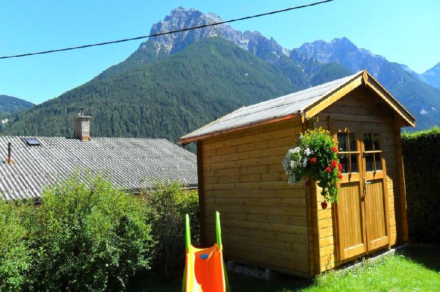 Ferienwohnung Serles mit Terrasse