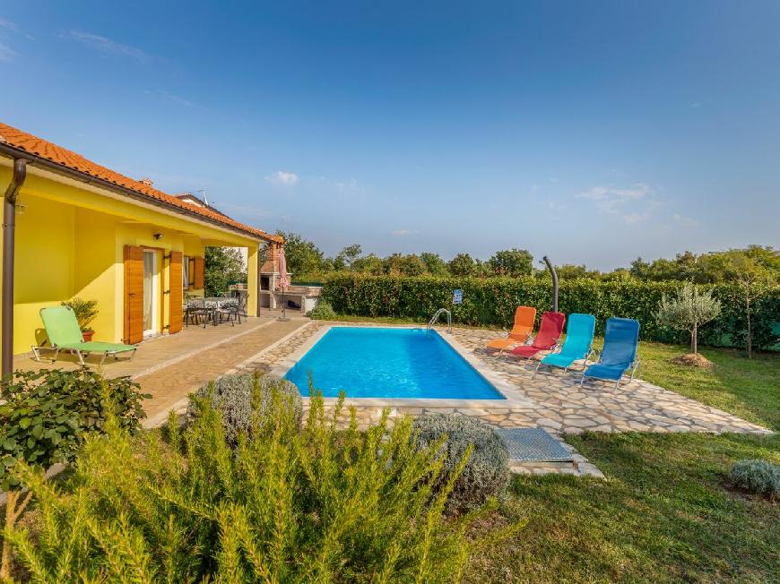 Villa Angela mit Pool in Krmed, Istrien